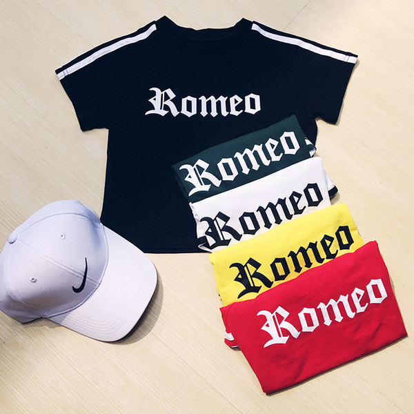 Lezser női rövid póló több színben felirattal