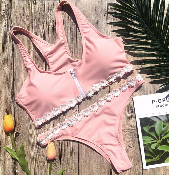 Szelíd női fürdőruha két részből, két színben