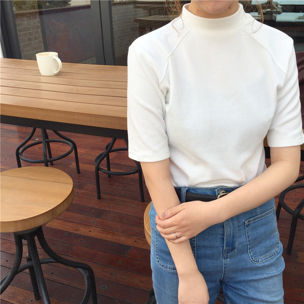 Stílusos letisztult női blúz 3/4 ujjal, több színben