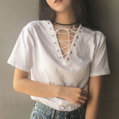 Κομψή μπλούζα με κοντό μανίκι και V-neckline με διασταυρωμένες ζεύξεις - διάφορα χρώματα