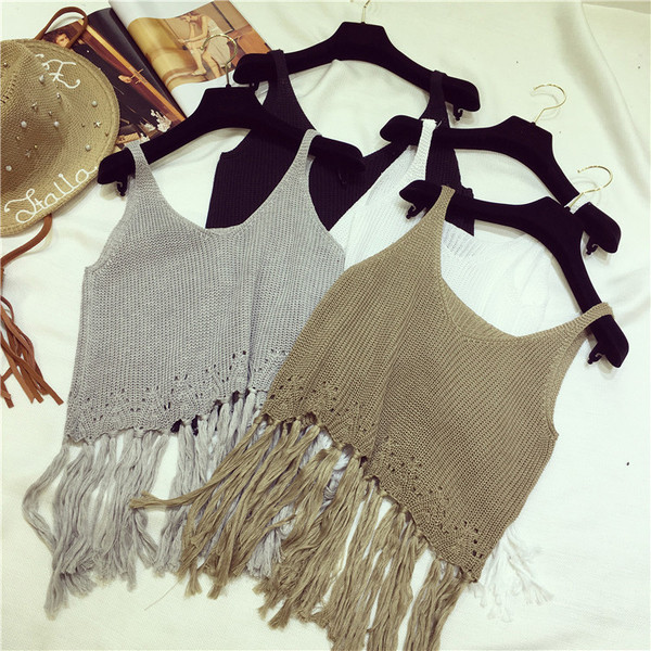 Stílusos női felső bojttal több színben