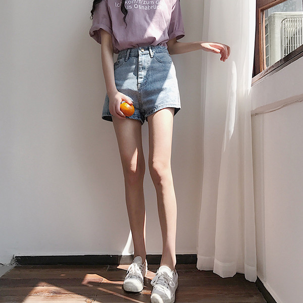 Női rövidnadrág magas derékkal