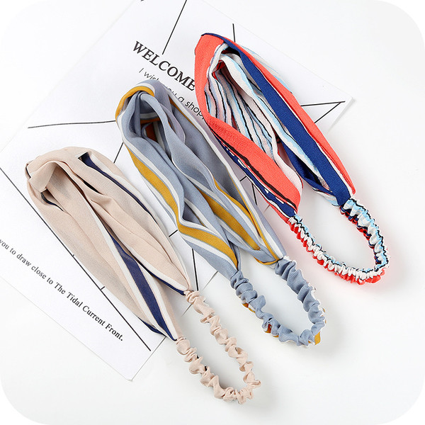 Női hajgumi különböző színekben és mintákkal