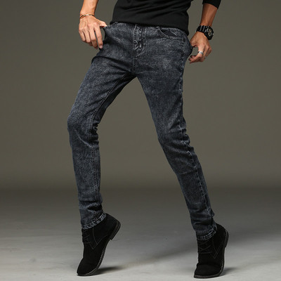 Стилни мъжки дънки модел Slim в тъмен цвят