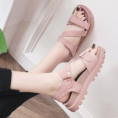 Női szandál durva talppal - két modell