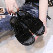 Női velúr szandál fűzővel - három színben