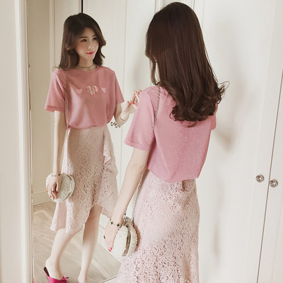 Fényes női póló szívvel