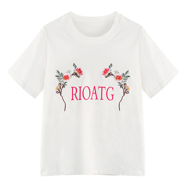 Fehér női póló hímzett virágokkal