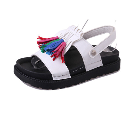 Stílusos női bojtos szandál lapos talppal több színben