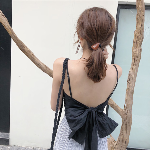 Női felső két színben nyitott háttal és szalagos elemmel