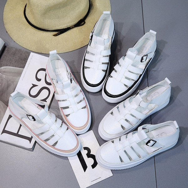 Stílusos női szandál zárt modell - két modell