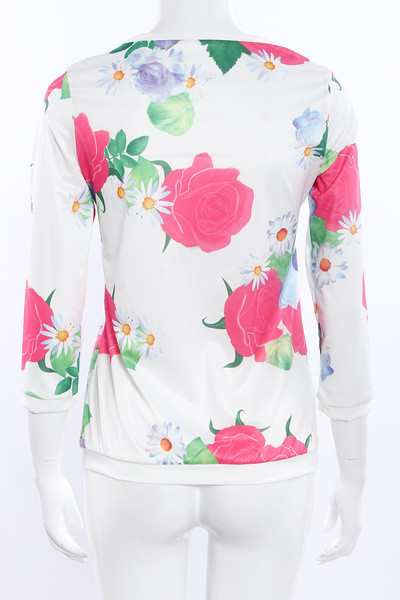 Nyári női póló friss színekben virágos motívumokkal