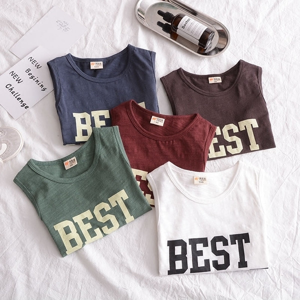 Több színben feliratos gyerekcipő fiúknak és lányoknak