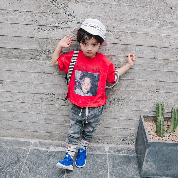 Gyermek széles póló, két színben, mintával fiúknak