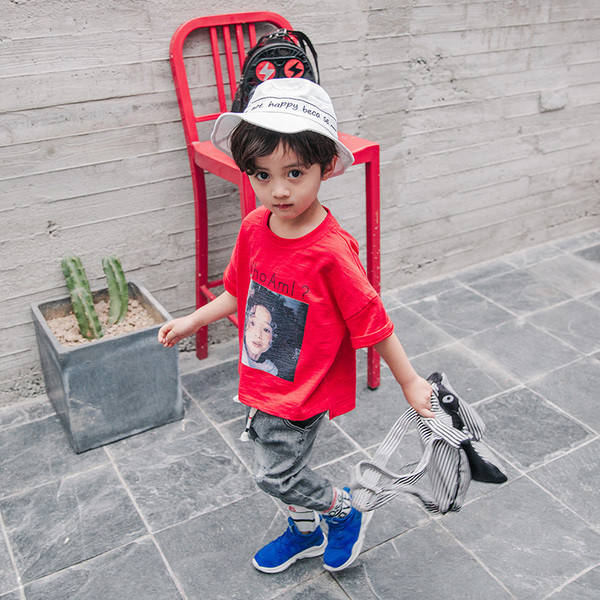 Gyermek széles póló, két színben, mintával fiúknak