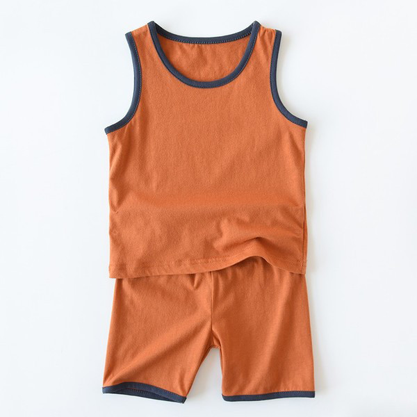 Gyerekkészlet fiúknak többféle színben - felső és rövidnadrág