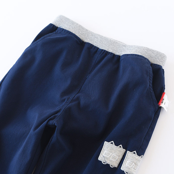 Gyermek nadrág fiúknak két színben