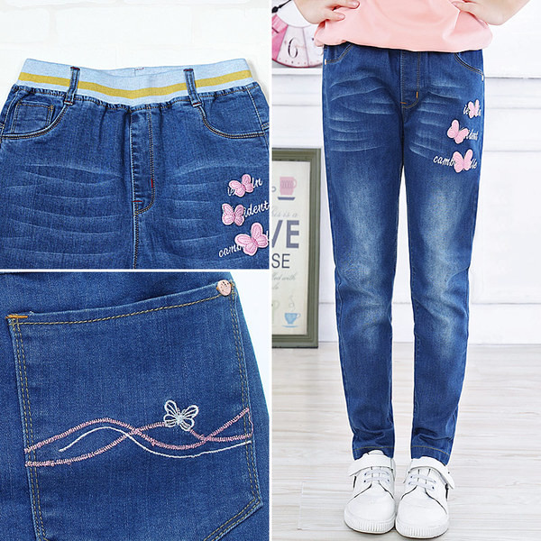 Többféle modellben hímzett gyerekfarmer lányoknak