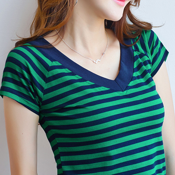 Csíkos női blúz V-nyakkal, három színben