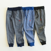 Gyerek tréningruha fiúknak három színben