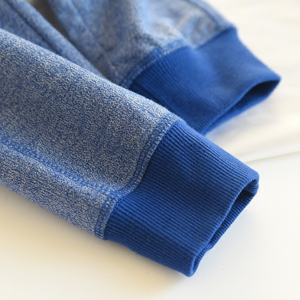 Gyerek tréningruha fiúknak három színben