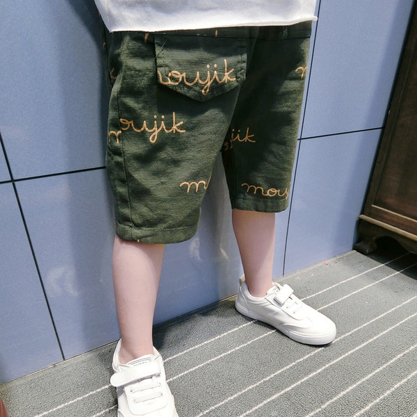 Gyerek rövidnadrág fiúknak fehér és zöld színben