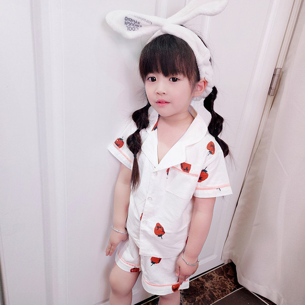 Stílusos gyerekszett lányoknak, két részből, fehér színű applikációkkal