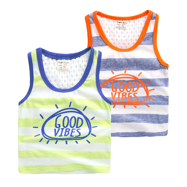 Gyerek felső fiúknak, élénk színekben felirattal