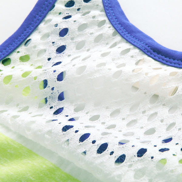 Gyerek felső fiúknak, élénk színekben felirattal