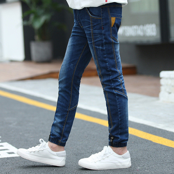 Modern gyerekfarmer fiúknak rugalmas derékkal