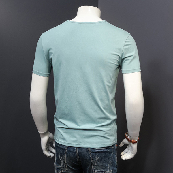 Aktuális férfi póló érdekes mintával - három színben