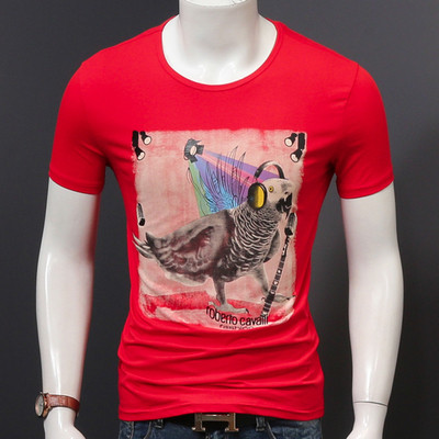 Karcsú nyári férfi póló modern mintával