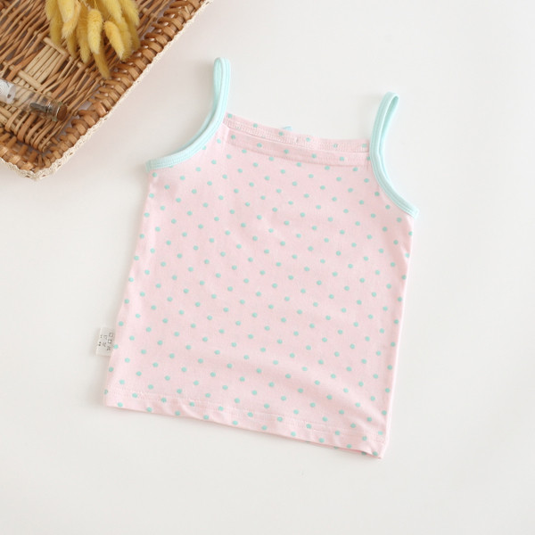 Gyerek felső lányoknak élénk színekkel és mintával