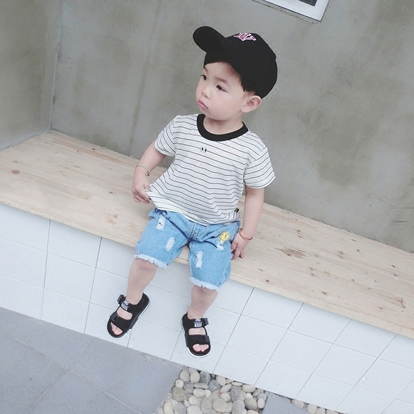 Παιδικά τζιν για αγόρια με ελαστική μέση με μίνι ετικέτα