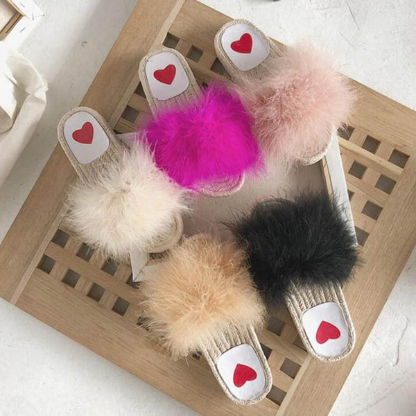Finom női papucs pehellyel, különböző színekben