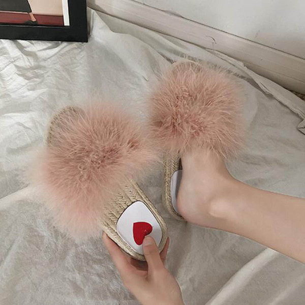 Finom női papucs pehellyel, különböző színekben
