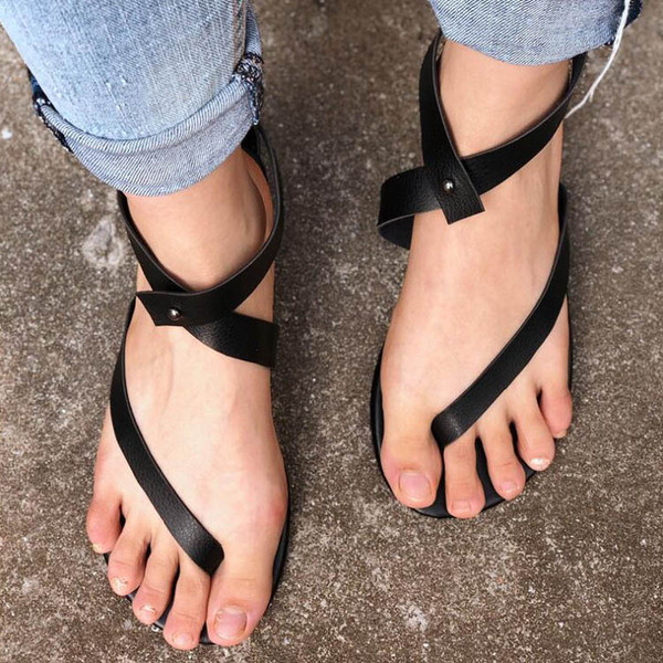 Finom női szandál vékony pánttal, két színben
