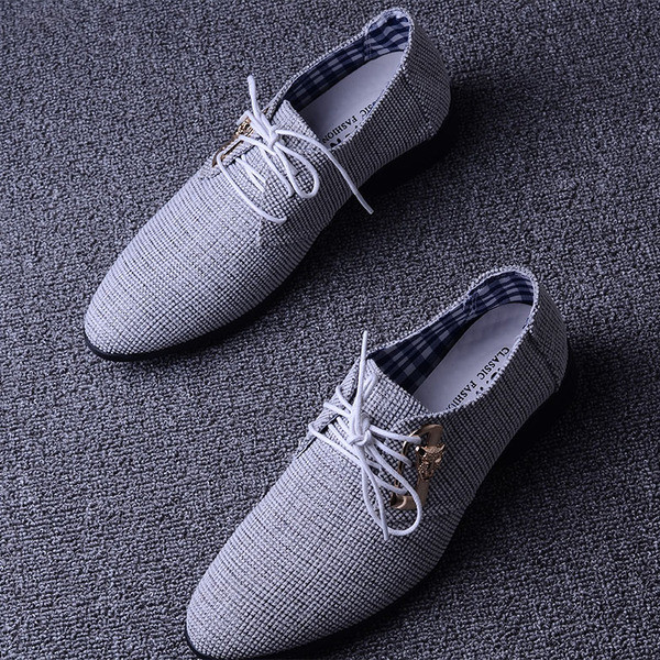 Férfi formális cipő fém elemekkel több színben