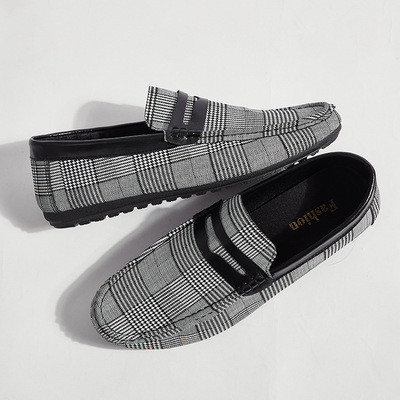 Férfi kockás mokaszinok eco bőr elemekkel