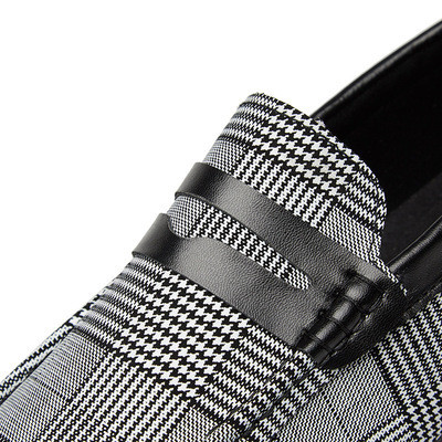 Férfi kockás mokaszinok eco bőr elemekkel