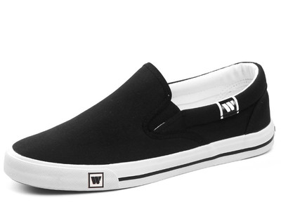 Alkalmi férfi tornacipő két modell nyakkendővel és nyakkendő nélkül, három színben