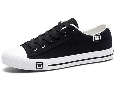 Alkalmi férfi tornacipő két modell nyakkendővel és nyakkendő nélkül, három színben