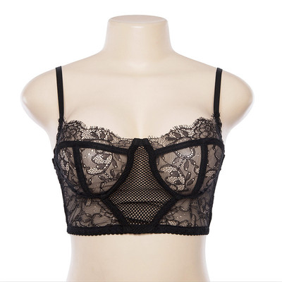 Modern női melltartó csipkéből, fehér és fekete színben