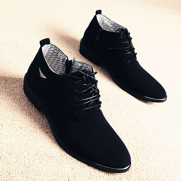 Elegáns férfi cipő fekete színben - három modell