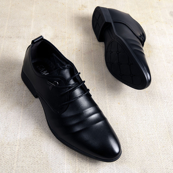 Eko bőrből készült férfi formális cipő fekete színben