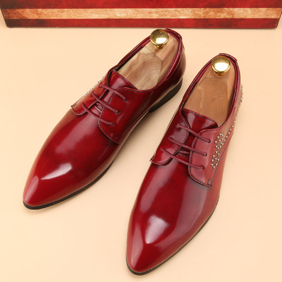 Ανδρικά υποδήματα με μεταλλική διακόσμηση σε διάφορα μοντέλα και χρώματα