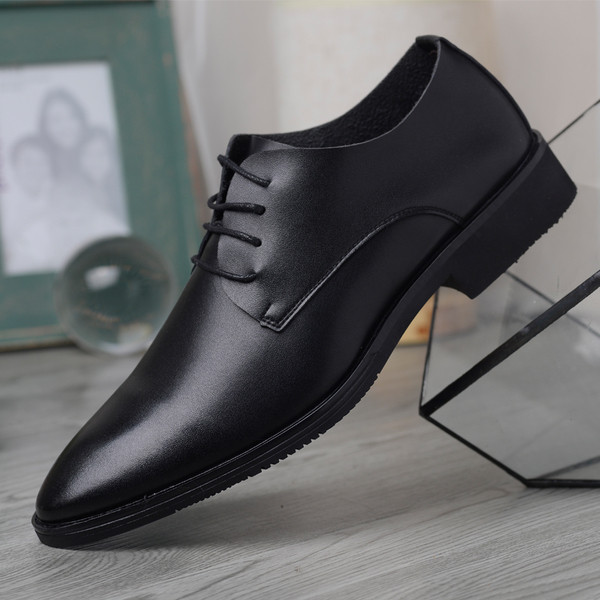 Eko bőrből készült férfi nyári cipő két színben