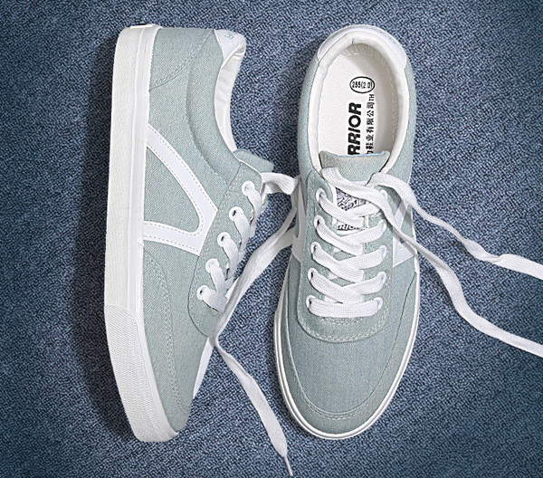 Férfi szövet tornacipő négy színben