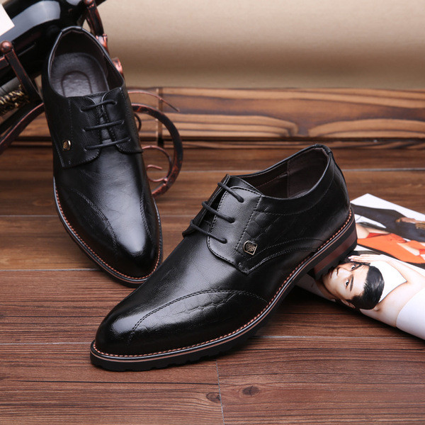 Férfi irodai cipő két színben