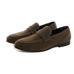 Férfi üzleti cipő több színben